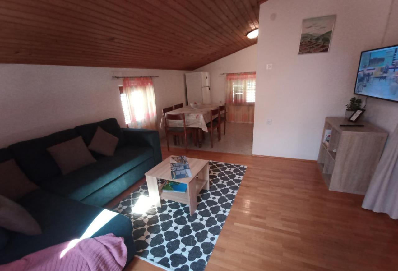 Apartments Katarina Novi Vinodolski Exterior photo